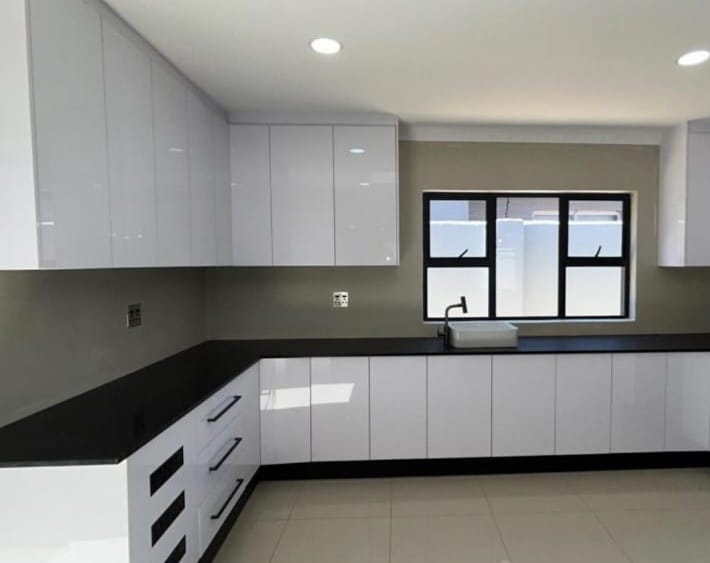 5 Bedroom Property for Sale in Minerva Gardens Northern Cape